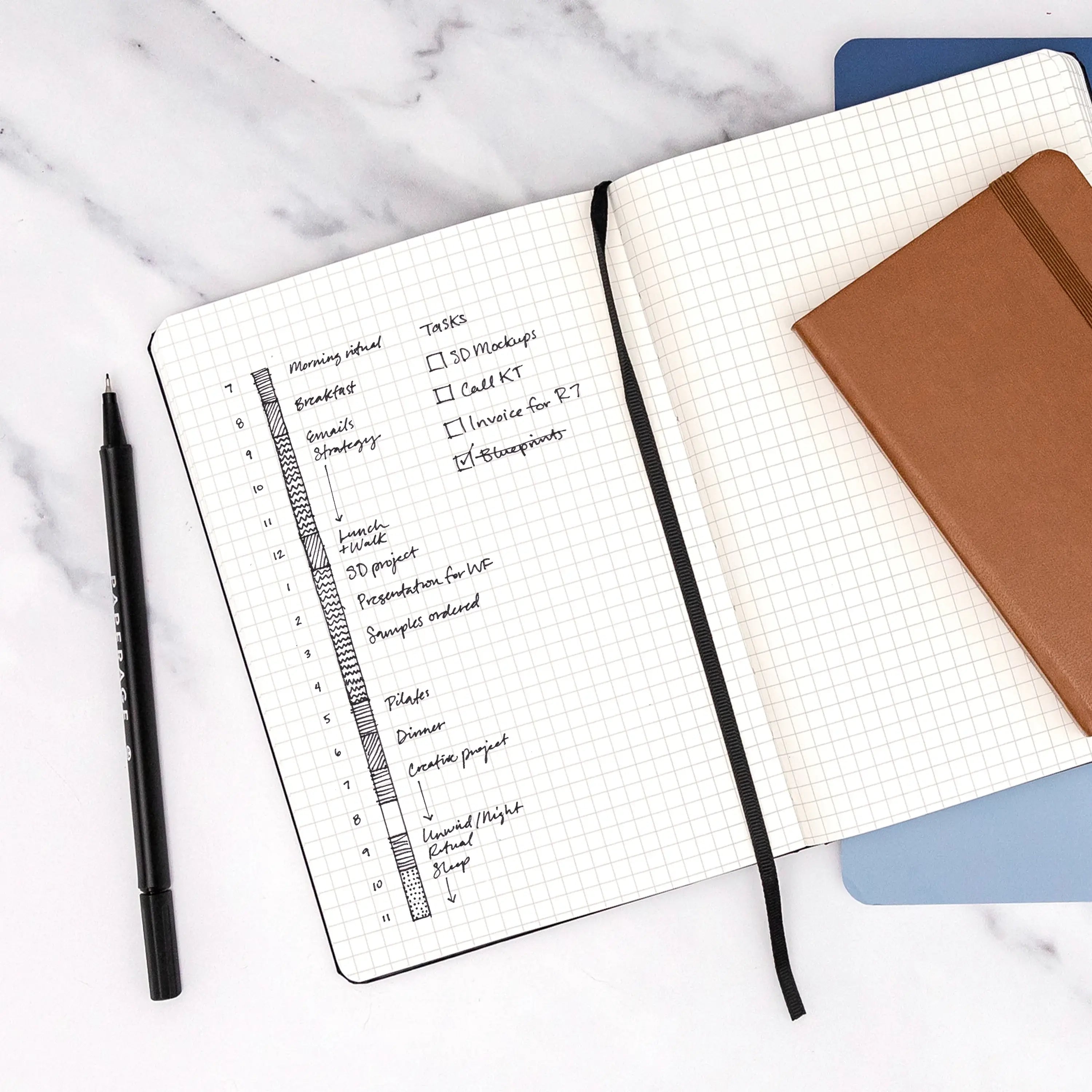 12 Pack Felt Tip Fine Line Marker Pens With Case: Bright